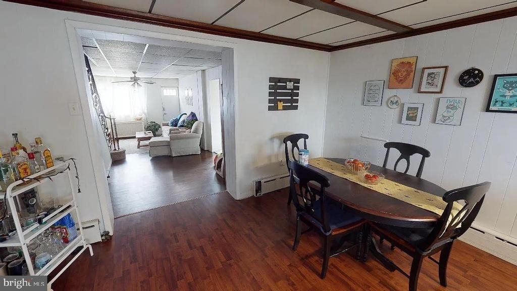 415 E Flora Street - Photo 5
