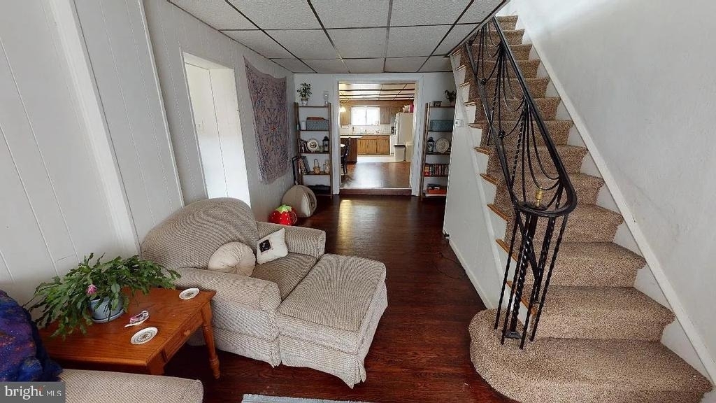 415 E Flora Street - Photo 11