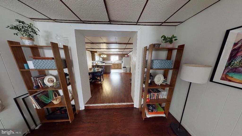 415 E Flora Street - Photo 6