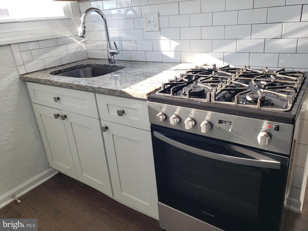 2208 S 15th Street - Photo 5
