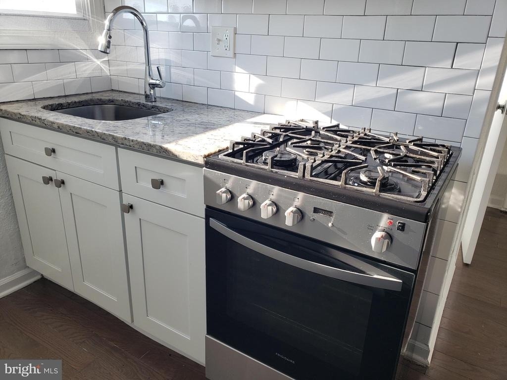 2208 S 15th Street - Photo 4