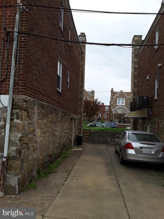 1226 Hellerman Street - Photo 14