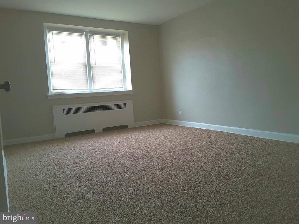 1226 Hellerman Street - Photo 5