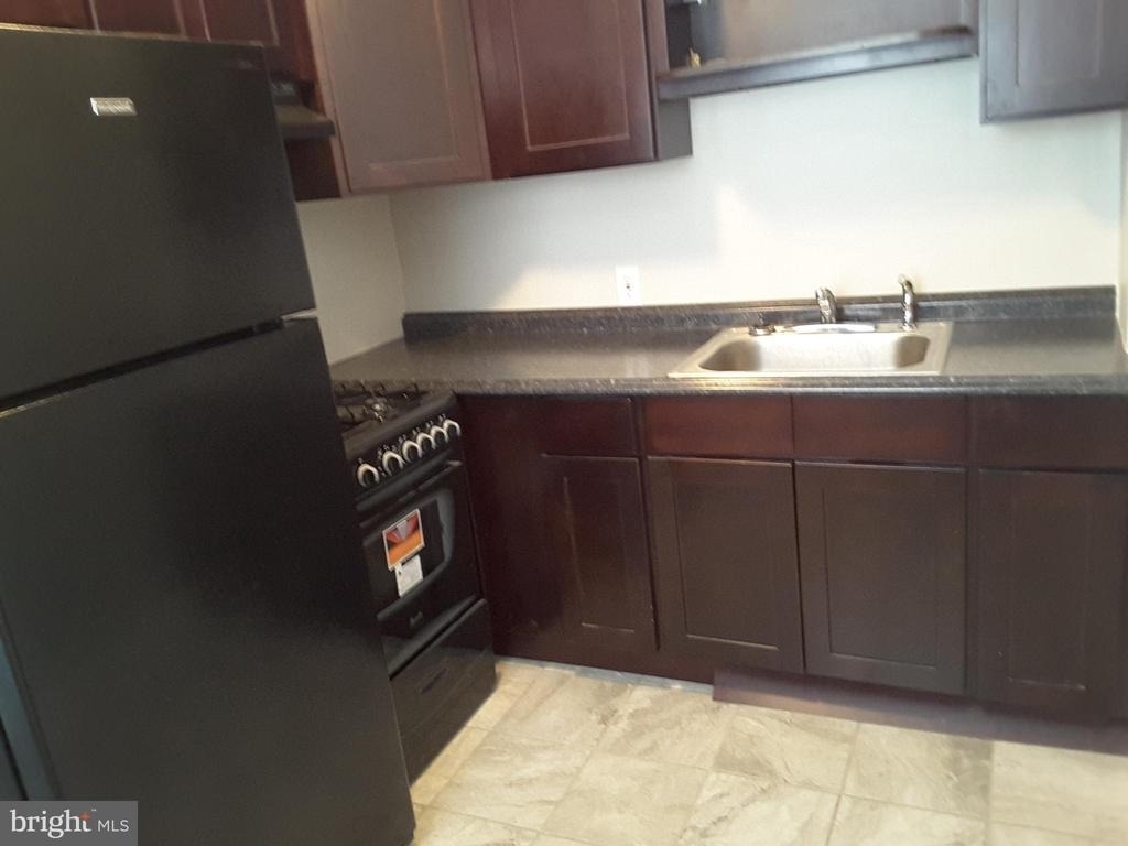 1226 Hellerman Street - Photo 4