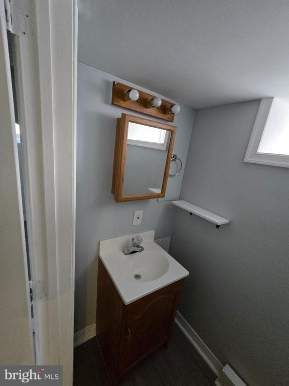 460 Shurs Lane - Photo 19