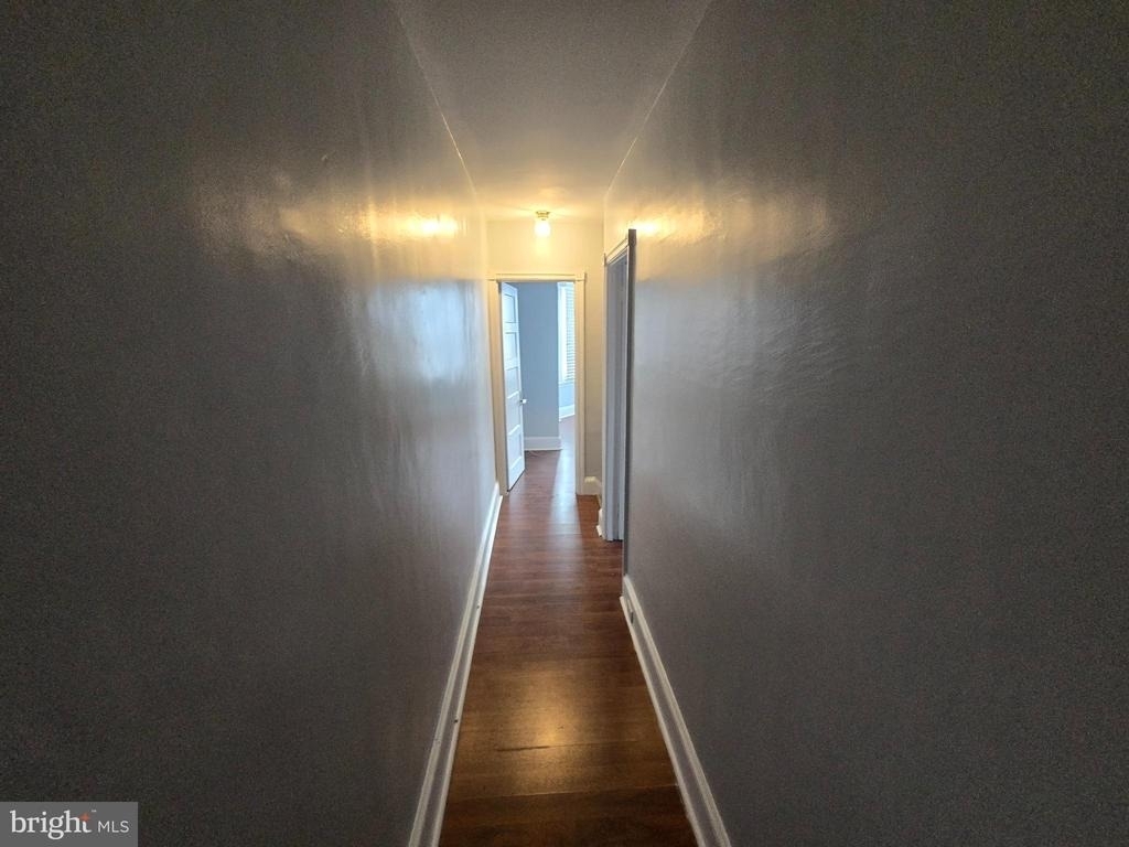 460 Shurs Lane - Photo 7