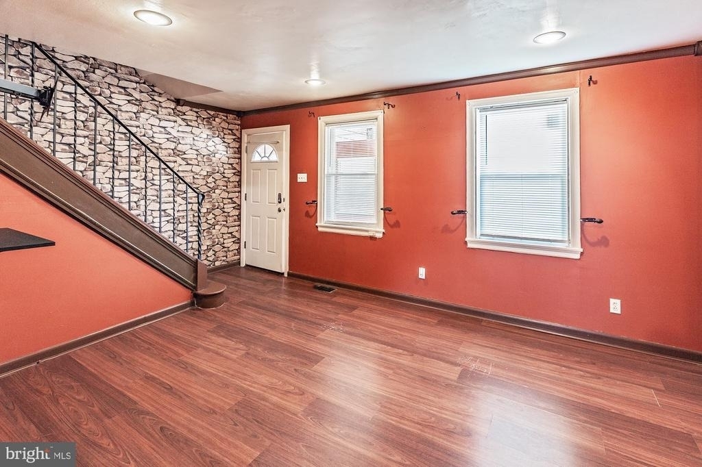 3312 W 13th Street - Photo 3