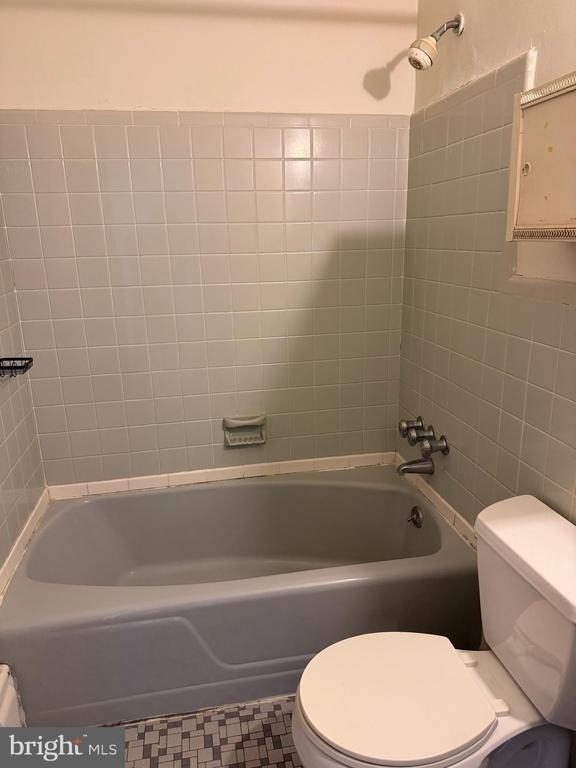 801 W Chester Pike - Photo 16