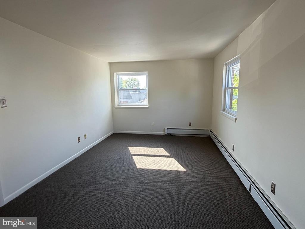 801 W Chester Pike - Photo 10