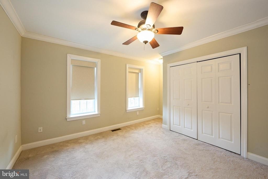 423 N Orange Street - Photo 21