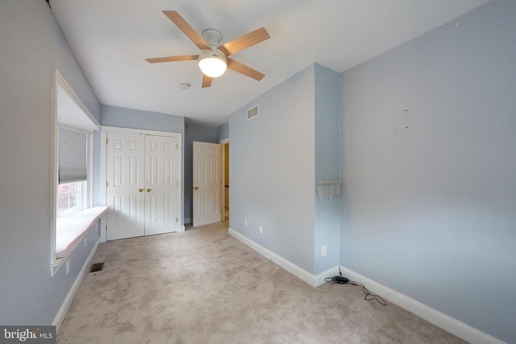 423 N Orange Street - Photo 18