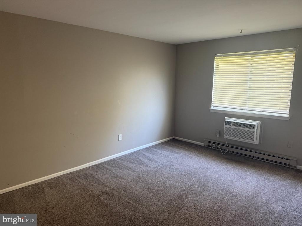 612 N Shady Retreat Road - Photo 5
