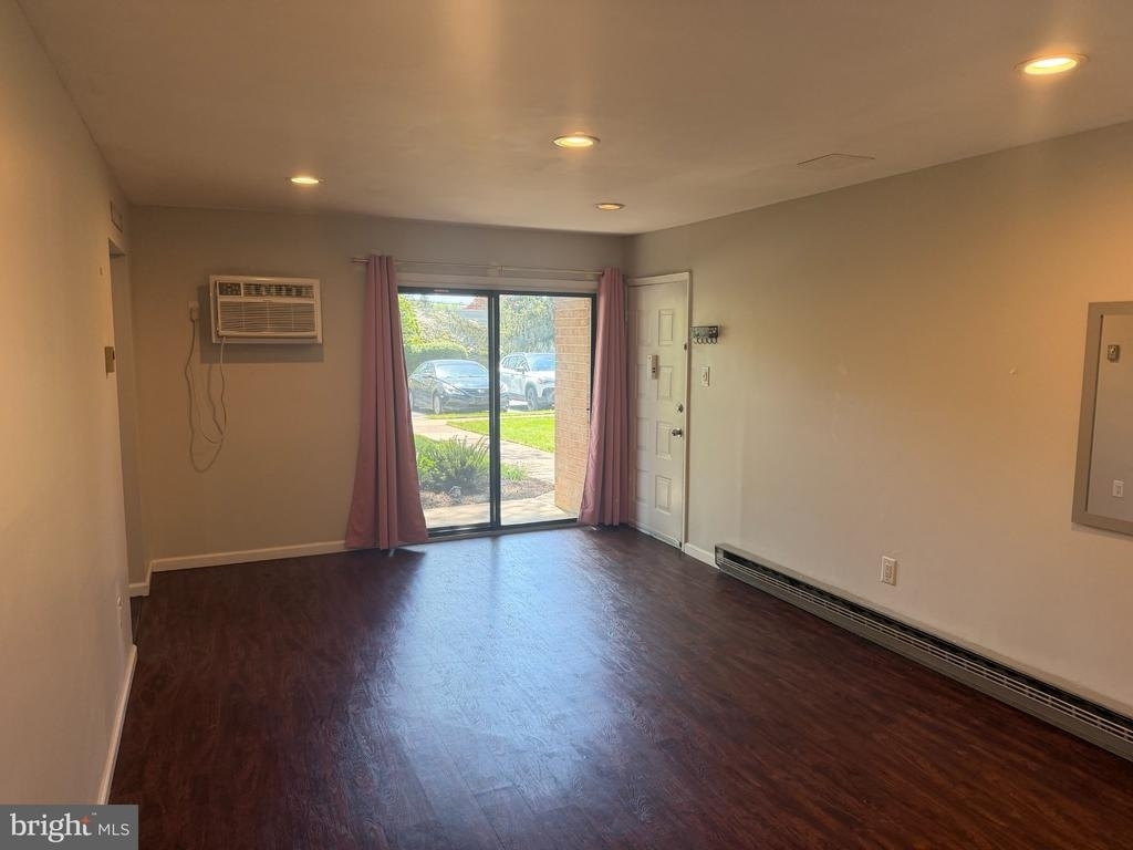 612 N Shady Retreat Road - Photo 3