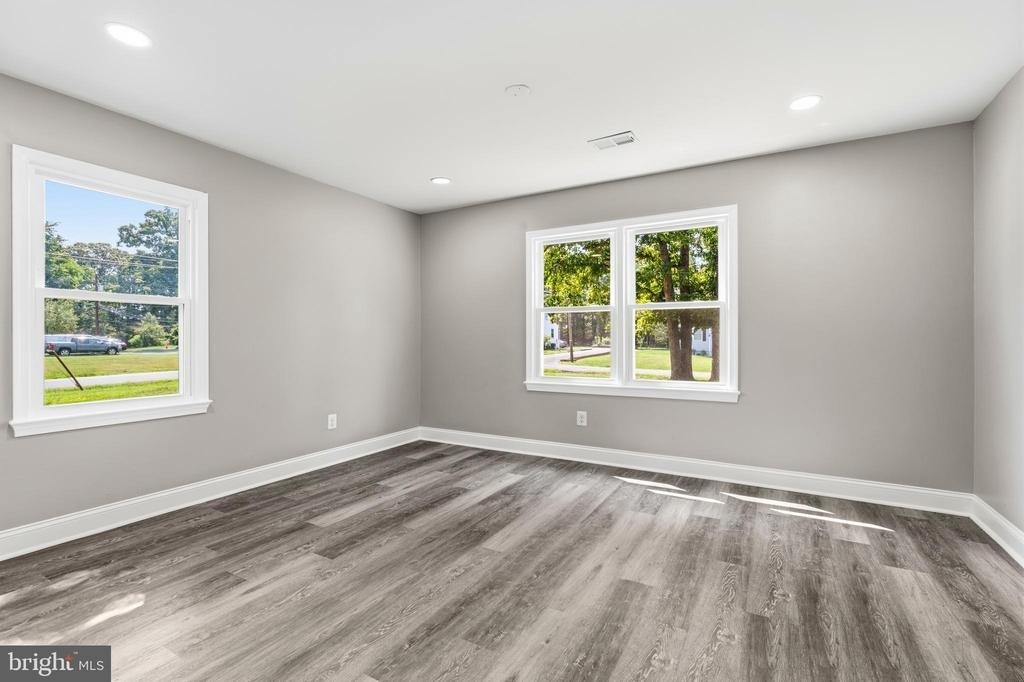 2608 Holly Drive - Photo 12
