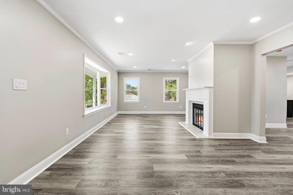 2608 Holly Drive - Photo 4