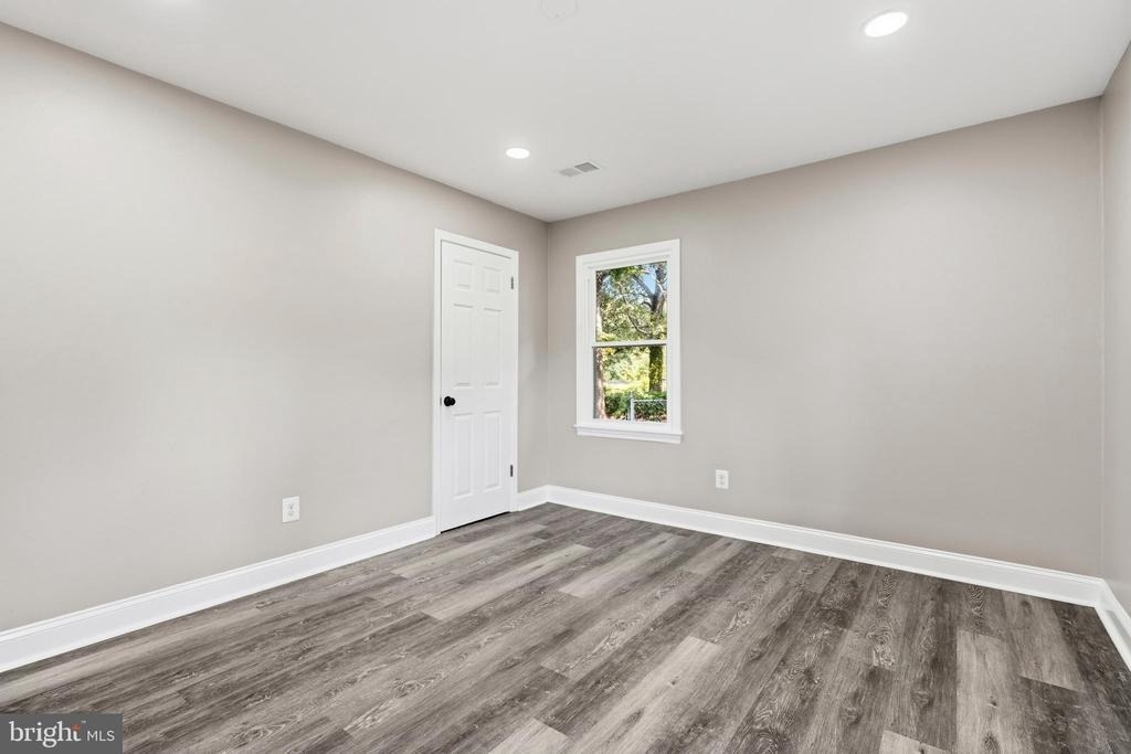 2608 Holly Drive - Photo 11
