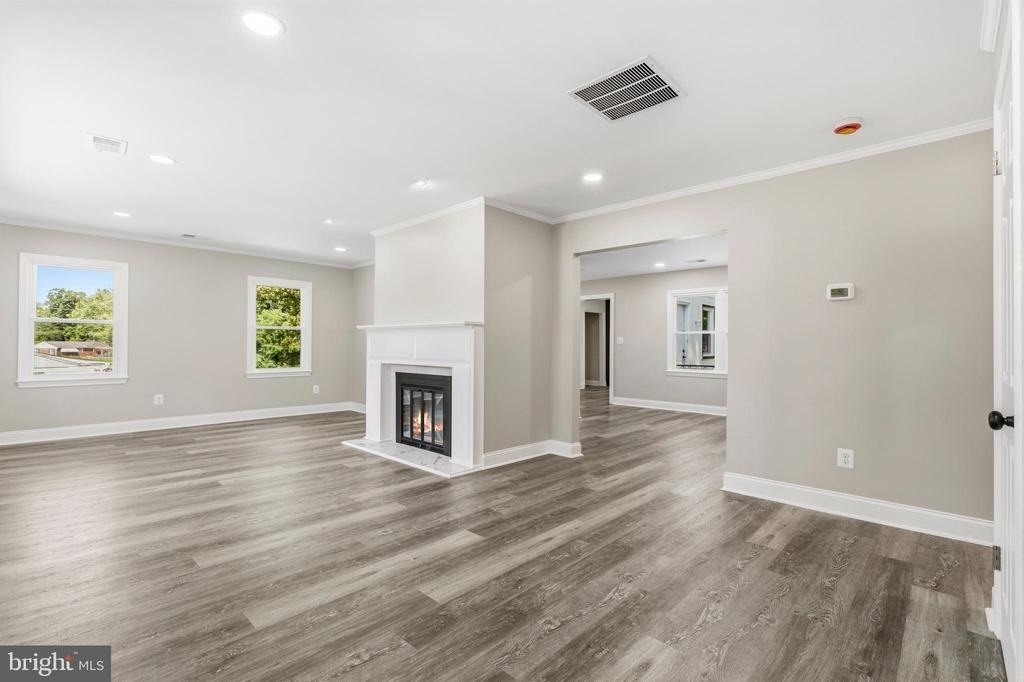 2608 Holly Drive - Photo 5