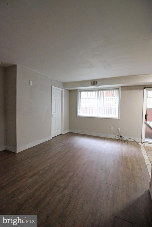 17 Water Street - Photo 4