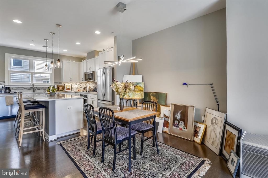 8052 Red Hook - Photo 4