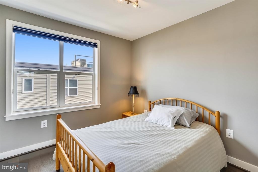 8052 Red Hook - Photo 21