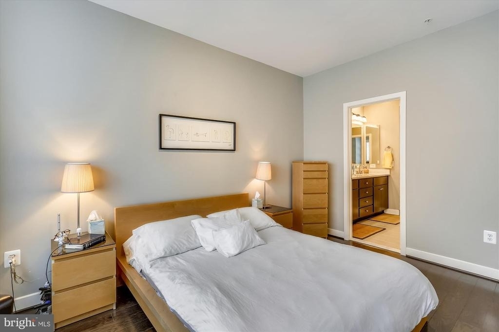 8052 Red Hook - Photo 11