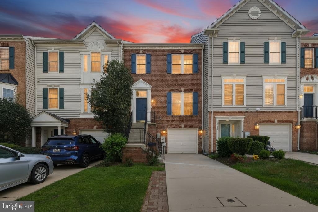10635 Hillingdon Road - Photo 2