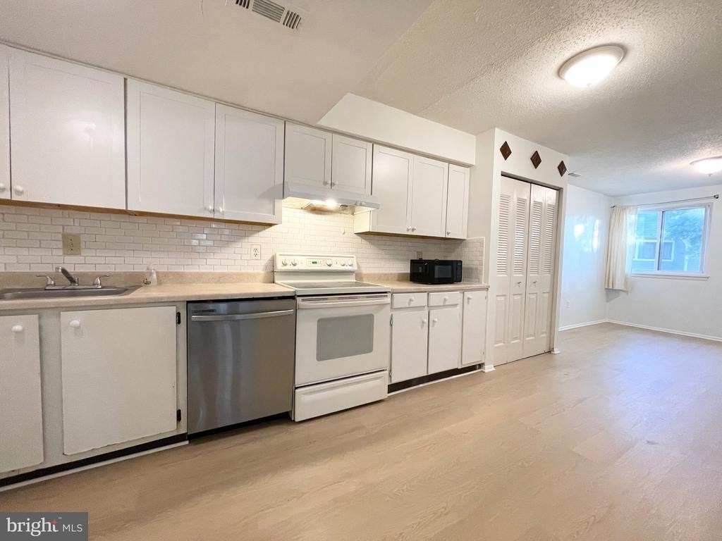 7197 Cimarron Court - Photo 9