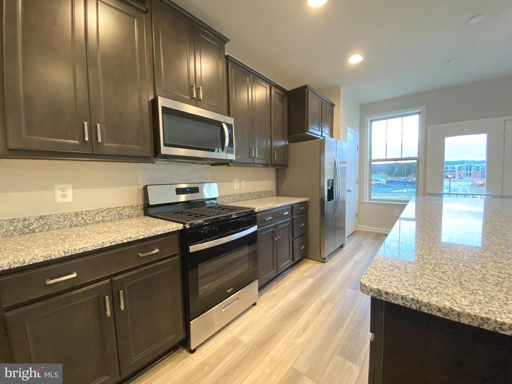 1659 Magundy Street - Photo 3