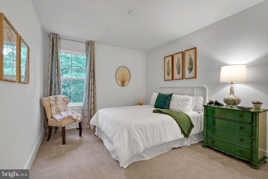 112 Red Rose Court - Photo 4