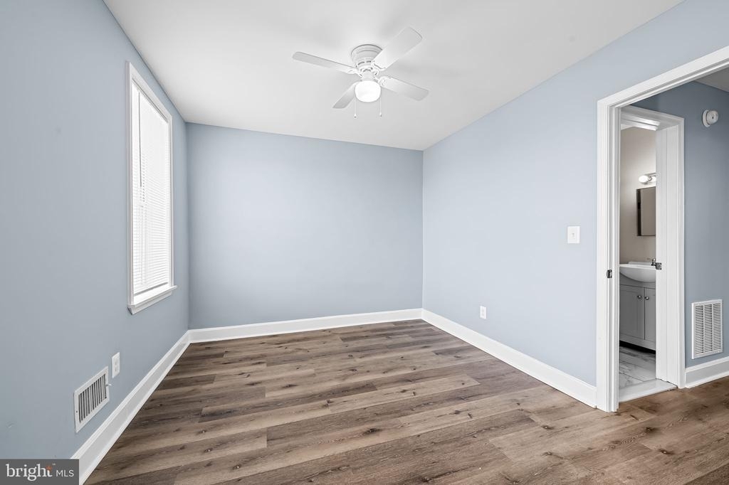 3339 Elmora Avenue - Photo 11