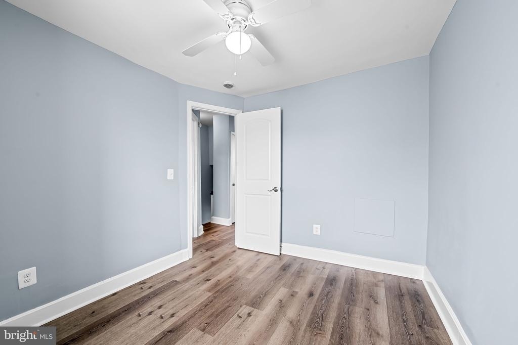 3339 Elmora Avenue - Photo 16