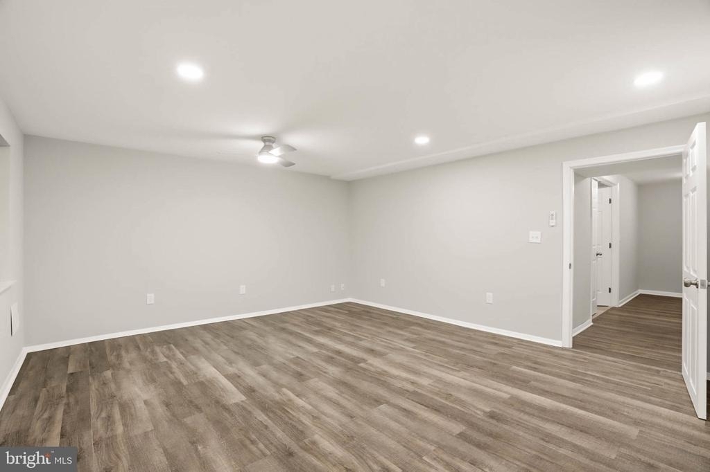 1382 Almond Drive - Photo 26