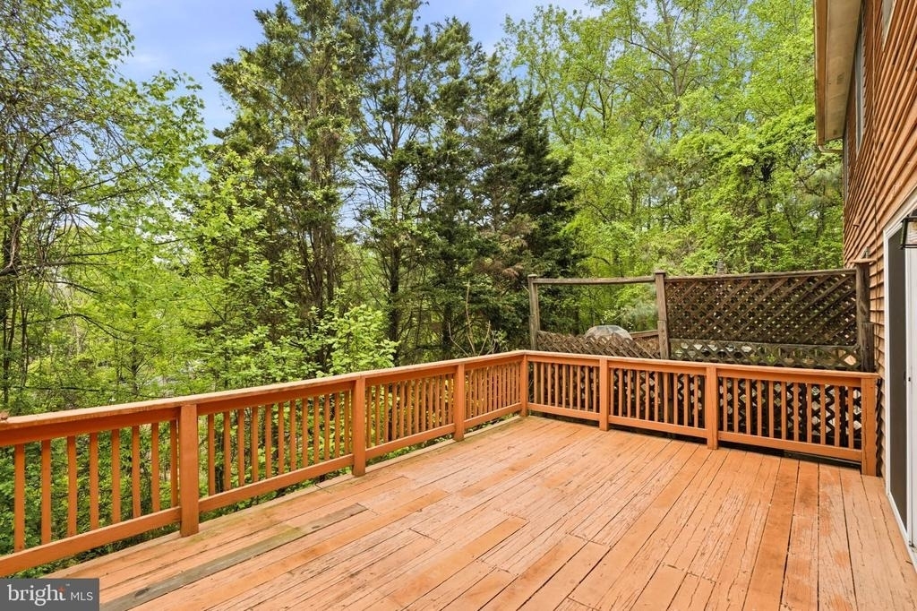 1382 Almond Drive - Photo 30