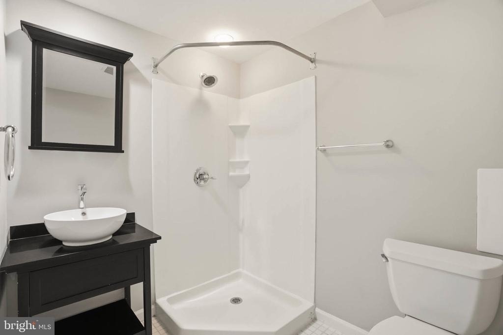 1382 Almond Drive - Photo 28