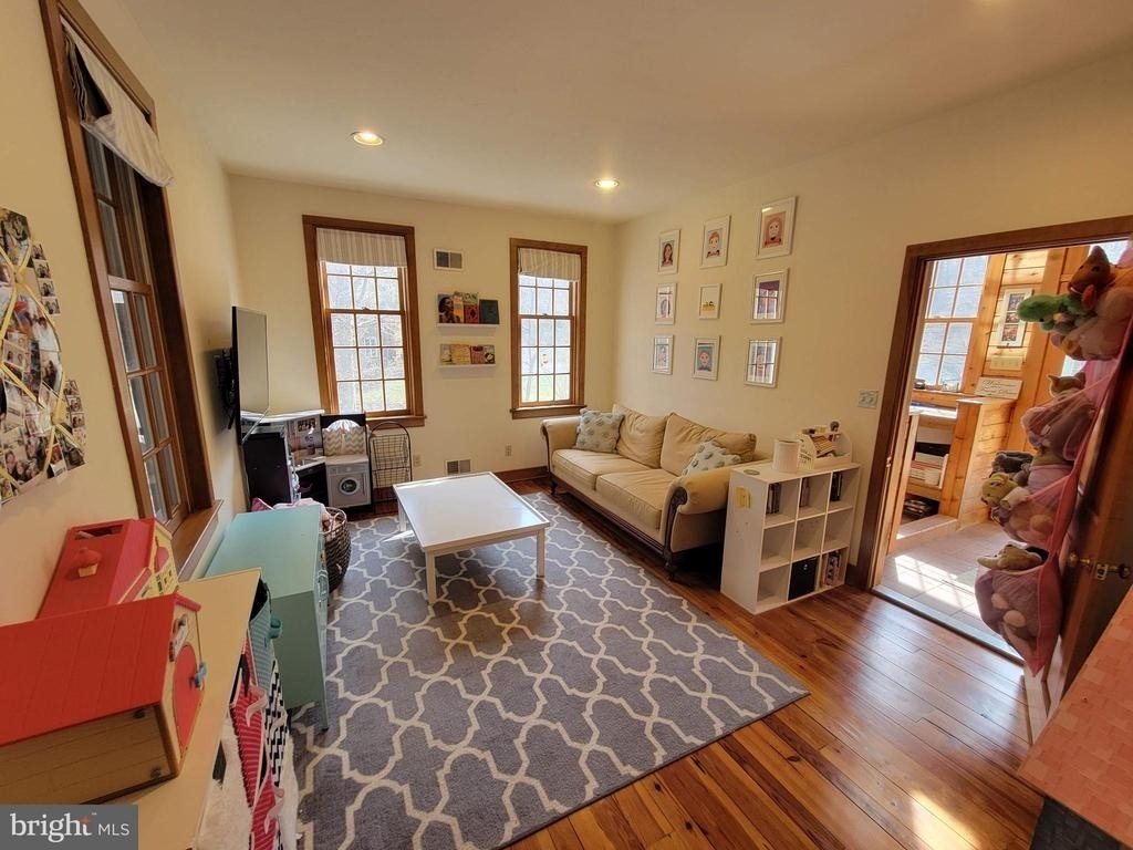 14 Barberry Lane - Photo 9