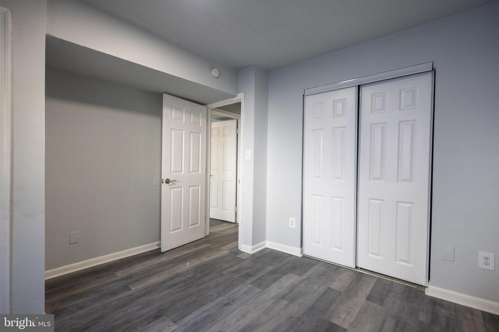 1300 Morris Road Se - Photo 1