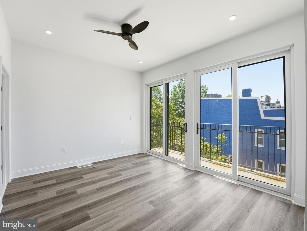 2404 North Capitol Street Nw - Photo 7