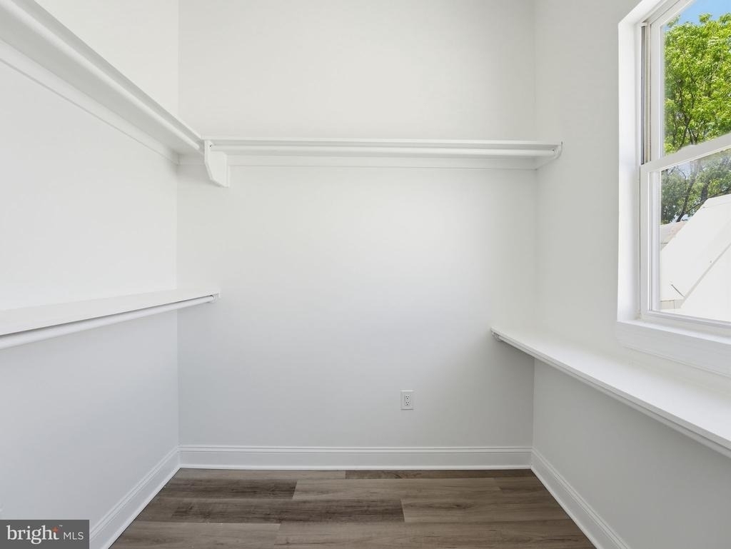 2404 North Capitol Street Nw - Photo 16