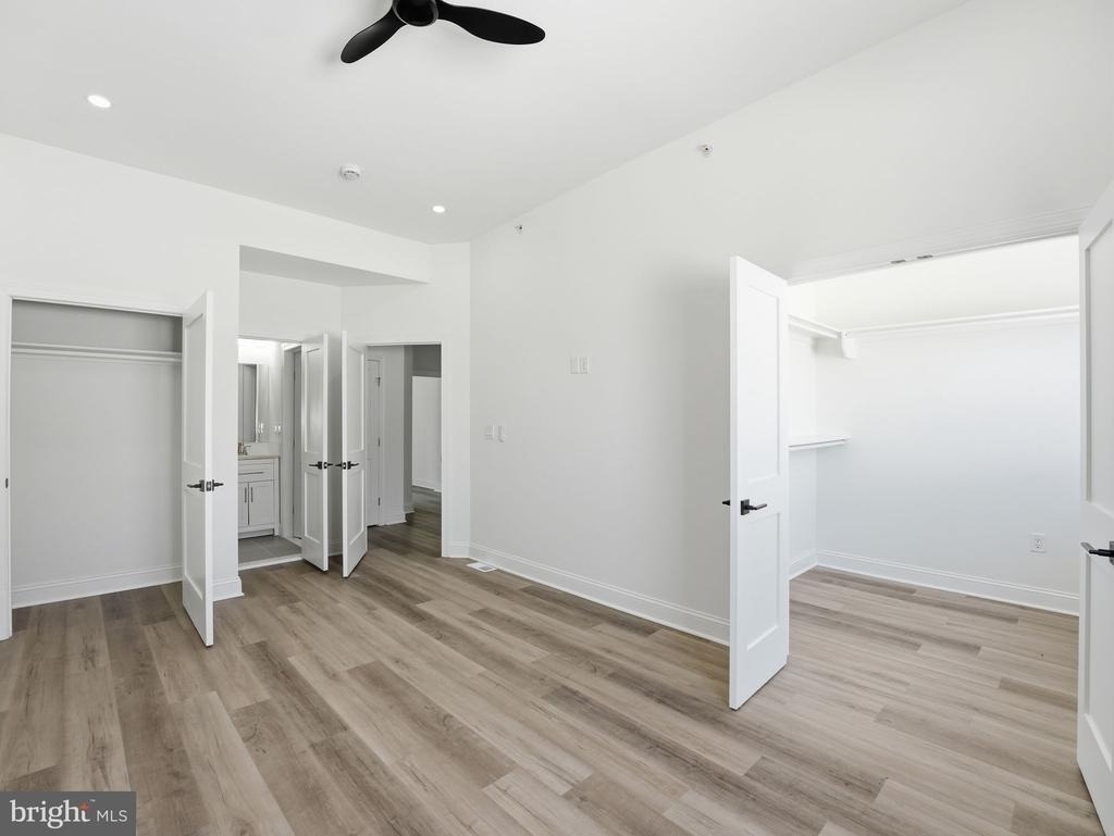 2404 North Capitol Street Nw - Photo 2