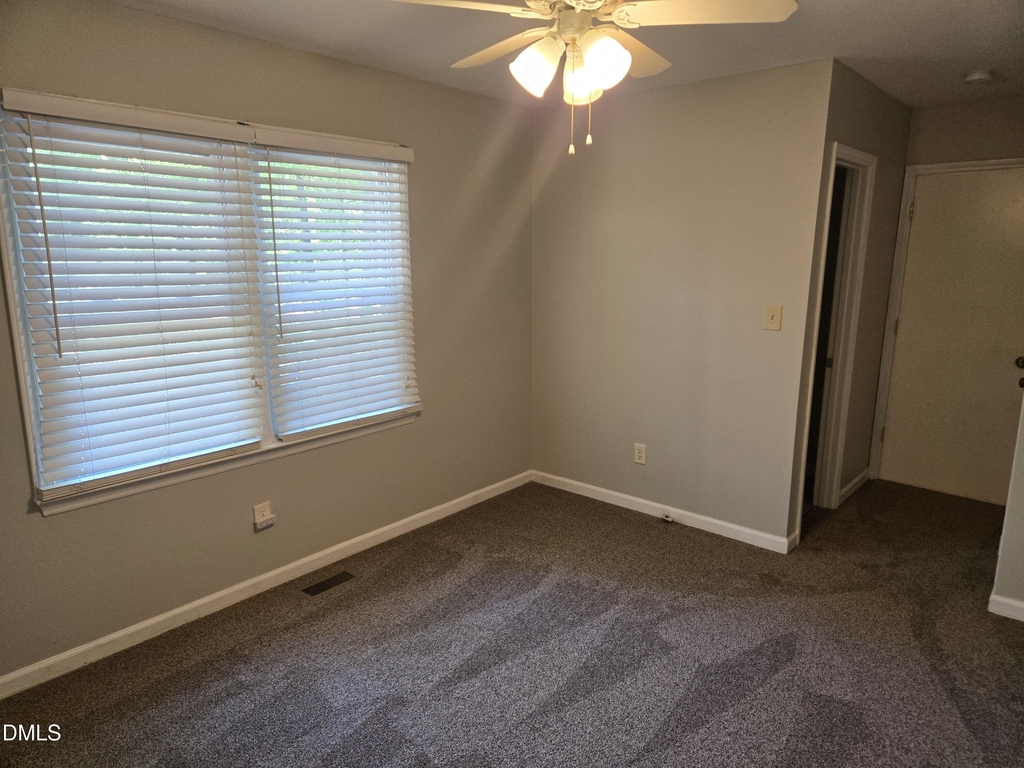 207 Meadow - Photo 8