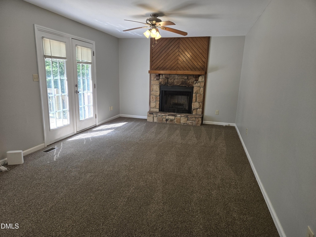 207 Meadow - Photo 1