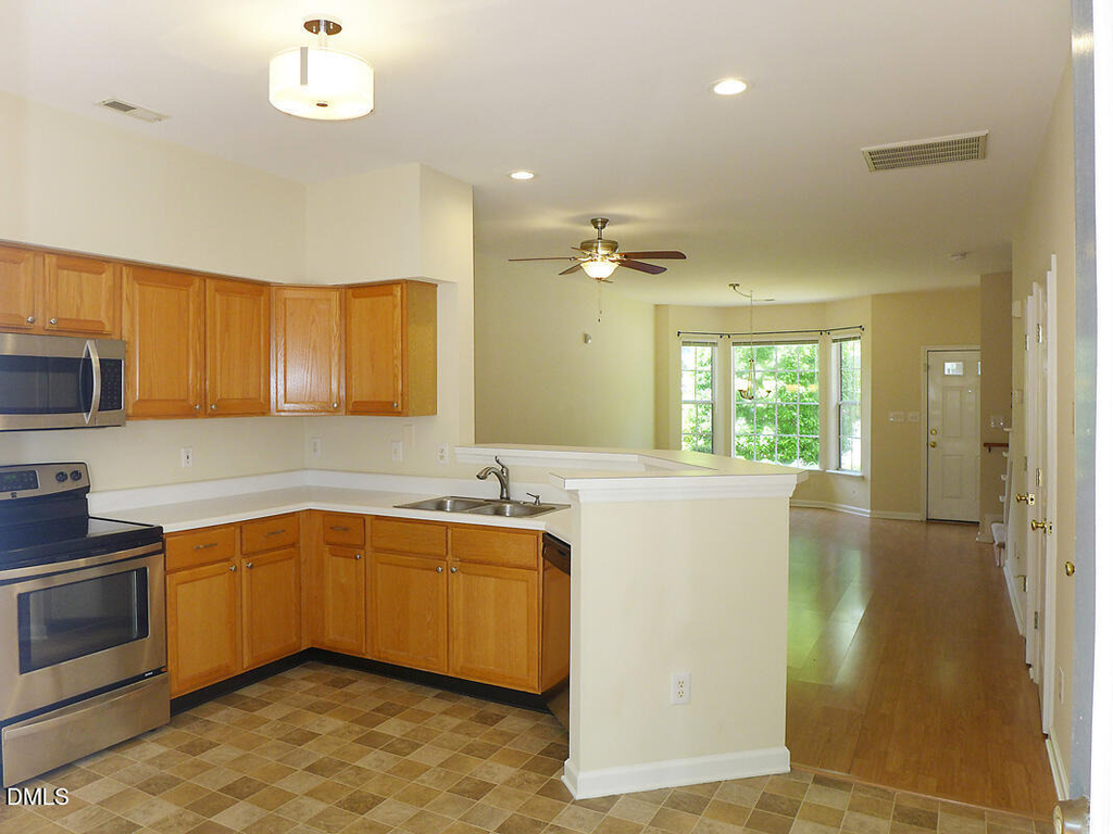 234 Standish Drive - Photo 9