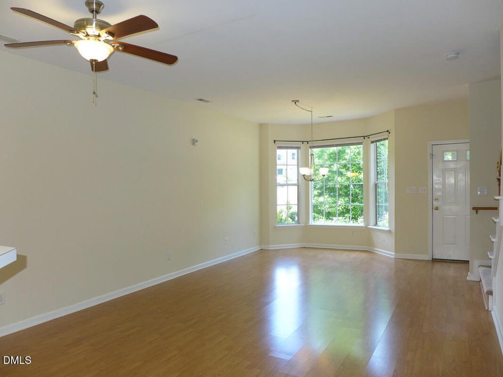 234 Standish Drive - Photo 4