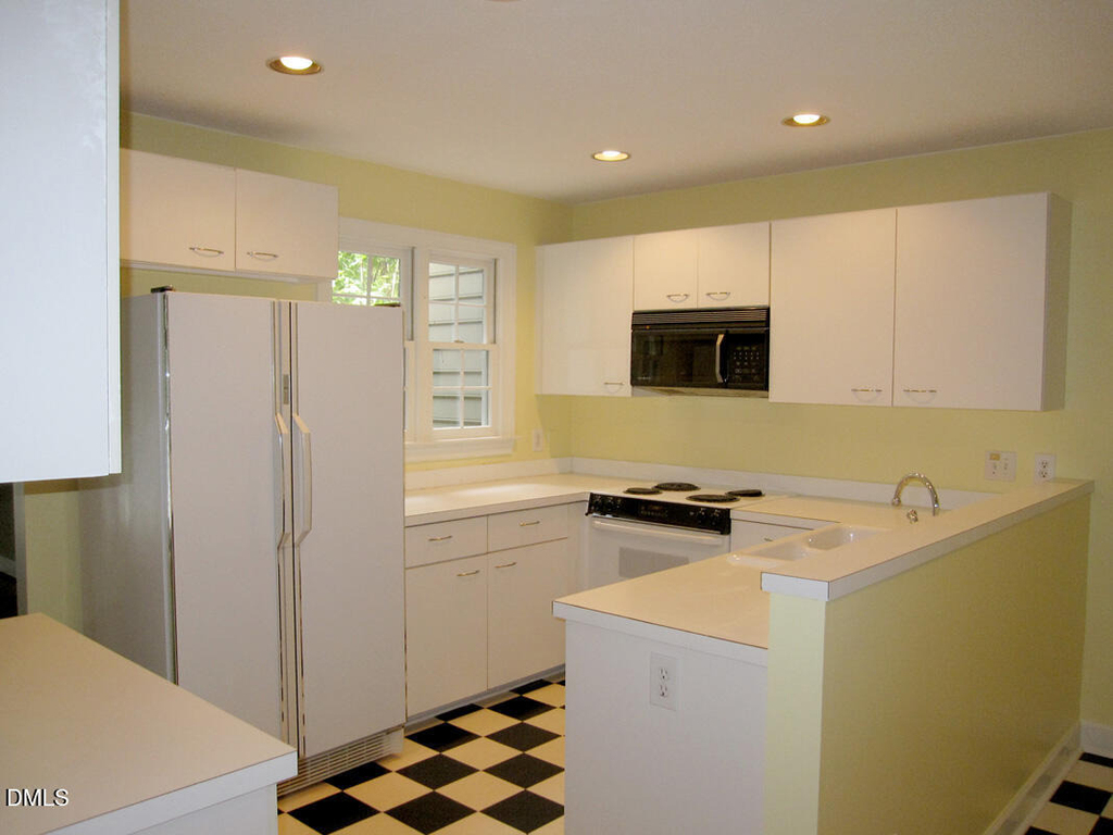 134 Channing Lane - Photo 6