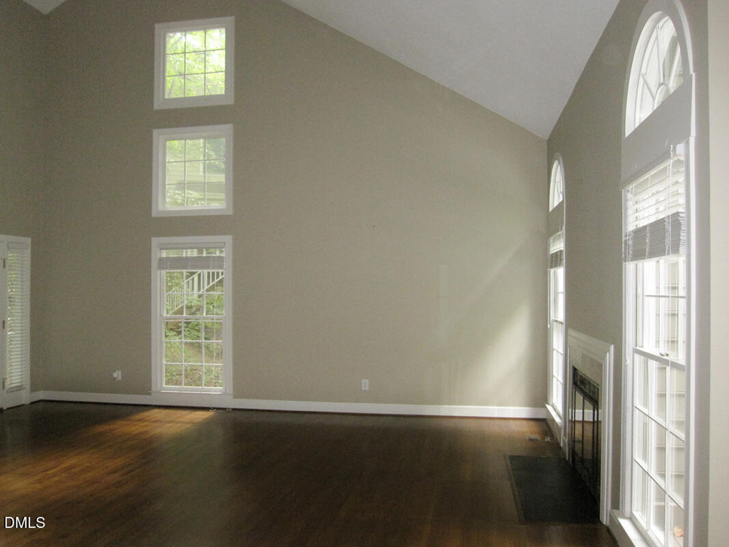 134 Channing Lane - Photo 3