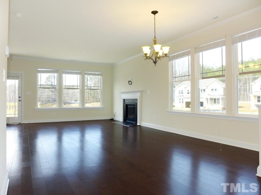 112 Bella Drive - Photo 3