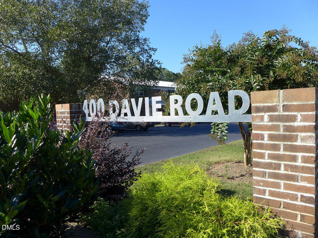 400 Davie Road - Photo 15