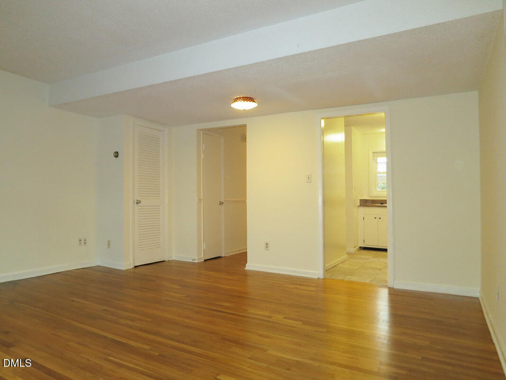 400 Davie Road - Photo 4