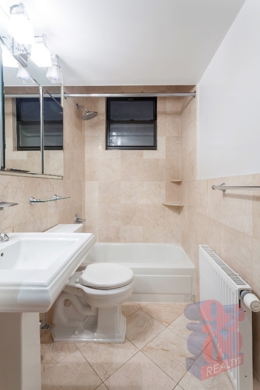 202 East 13th Street - Photo 13