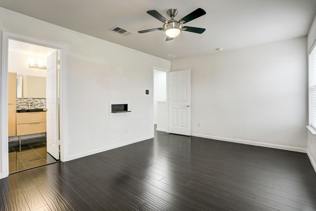 14608 Walt Whitman Trl - Photo 8